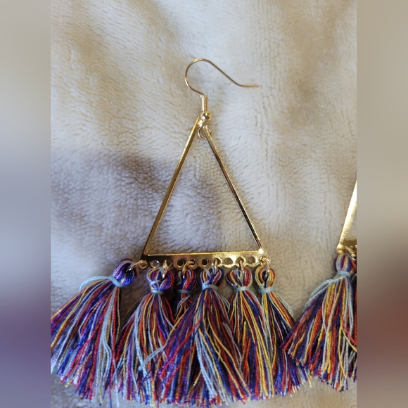 NWOT Tassle Dangle Rainbow Earrings - Picture 4 of 5